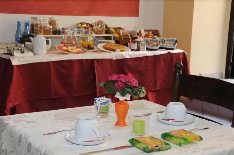 فندق ألبيرجو دومو Montepulciano Stazione المظهر الخارجي الصورة
